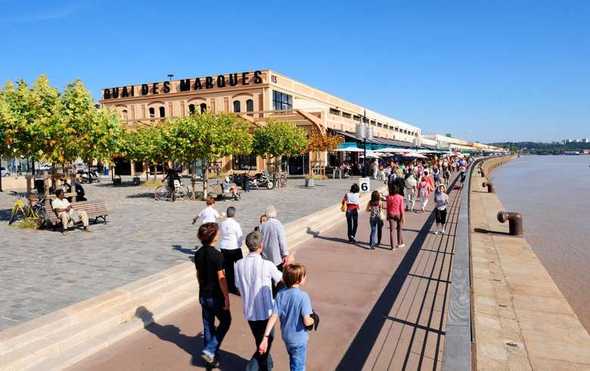 Quai de la garonne bordeaux